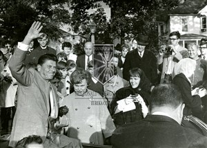 Image description is not available for 1967.160